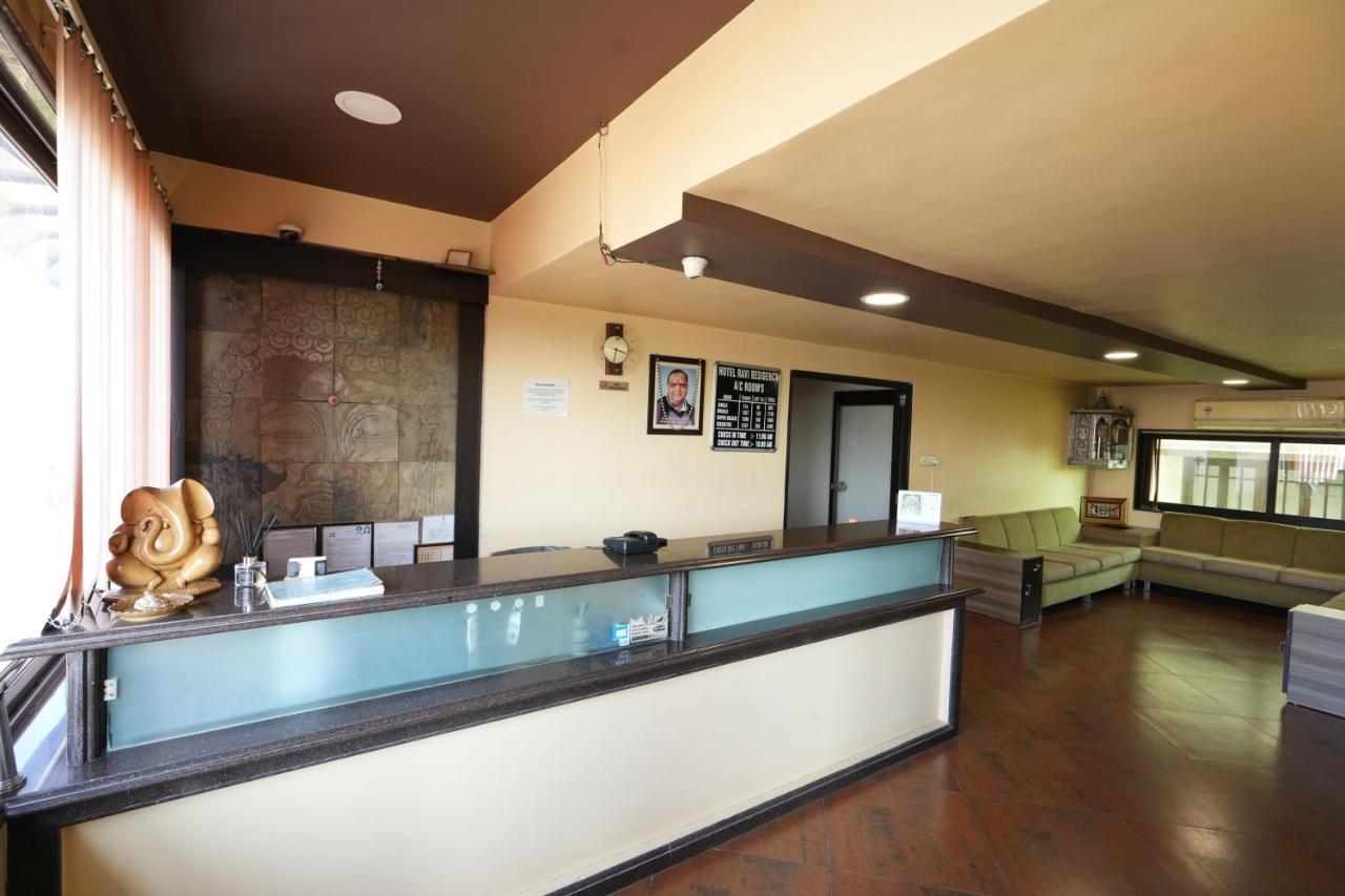 Hotel Ravi Residency Nadiād Buitenkant foto