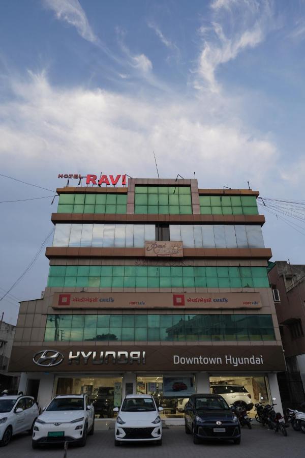 Hotel Ravi Residency Nadiād Buitenkant foto